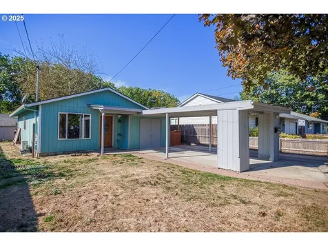 6643 SE 90th Avenue Portland OR 97266