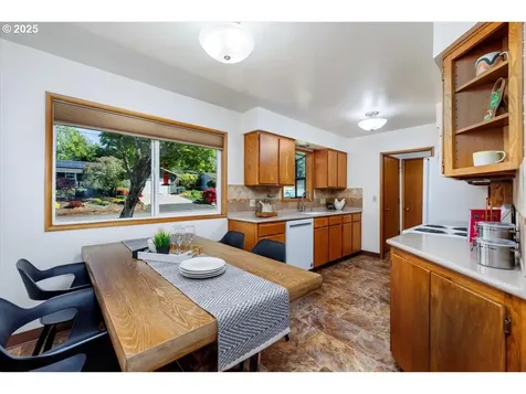 10620 NW Walters Lane Portland OR 97229