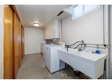 10620 NW Walters Lane Portland OR 97229