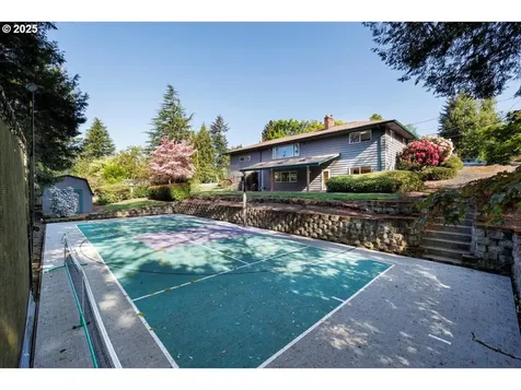 10620 NW Walters Lane Portland OR 97229