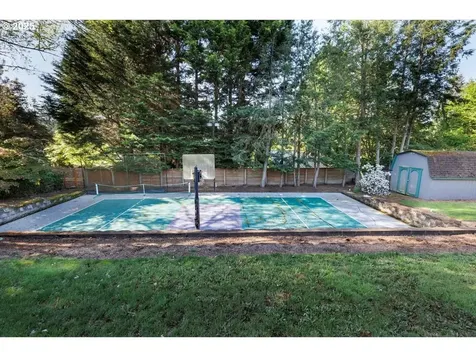 10620 NW Walters Lane Portland OR 97229