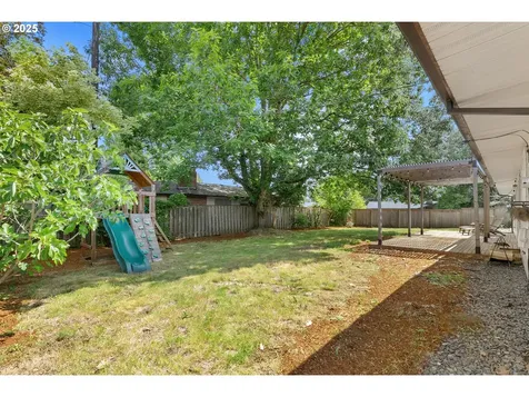 14255 NE Brazee Street Portland OR 97230