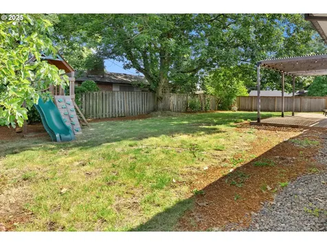 14255 NE Brazee Street Portland OR 97230
