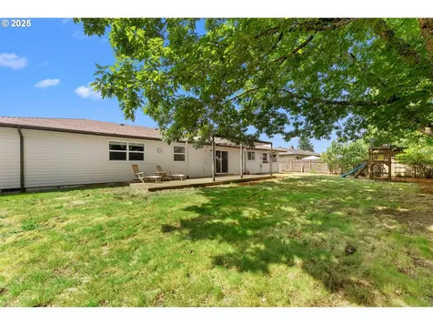 14255 NE Brazee Street Portland OR 97230