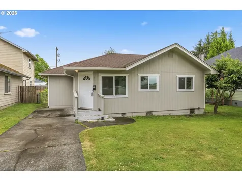 2843 Hemlock Street Longview WA 98632