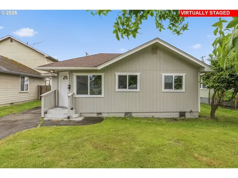 2843 Hemlock Street Longview WA 98632