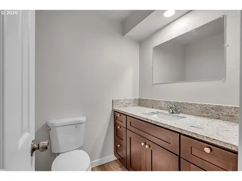 4888 38th Place NE Salem OR 97305