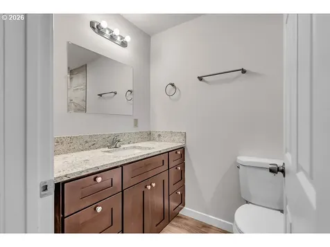 4888 38th Place NE Salem OR 97305