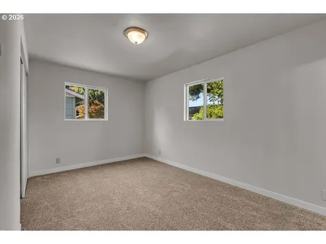 4888 38th Place NE Salem OR 97305