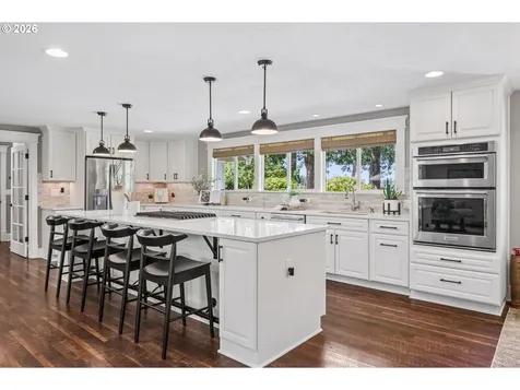 26351 S Highway 170 Canby OR 97013