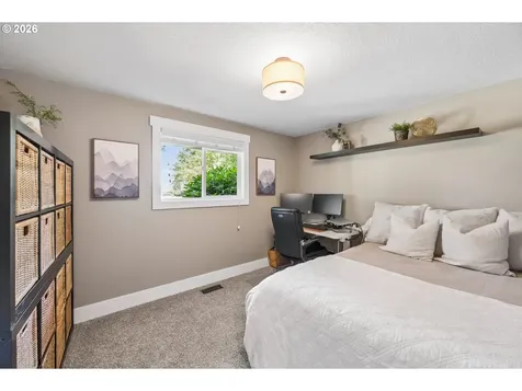 26351 S Highway 170 Canby OR 97013