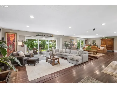 26351 S Highway 170 Canby OR 97013