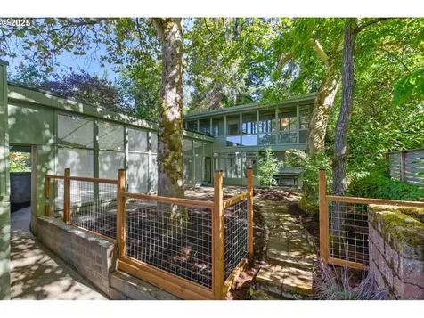 2350 Columbia Street Eugene OR 97403