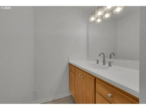 2350 Columbia Street Eugene OR 97403