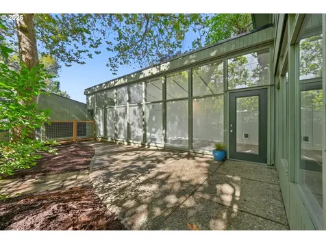 2350 Columbia Street Eugene OR 97403