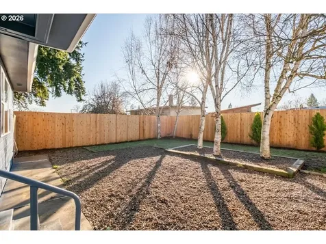 4086 Bell Avenue Eugene OR 97402
