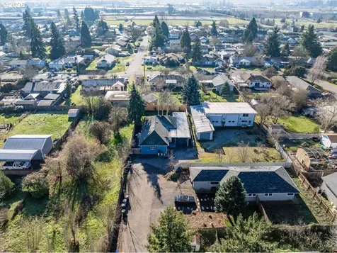 4086 Bell Avenue Eugene OR 97402