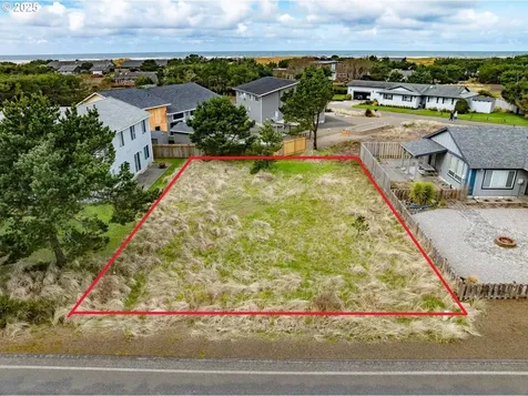 31715 I Street Ocean Park WA 98640