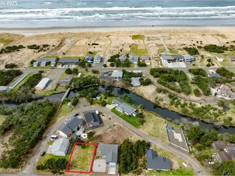 31715 I Street Ocean Park WA 98640