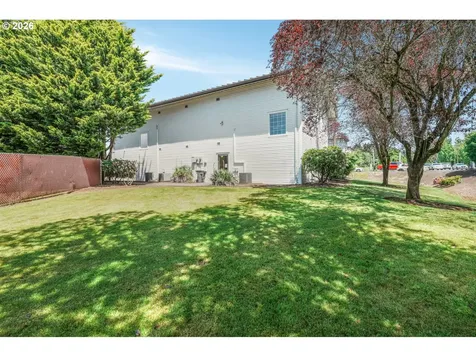 9407 NE Vancouver Mall Drive Vancouver WA 98662