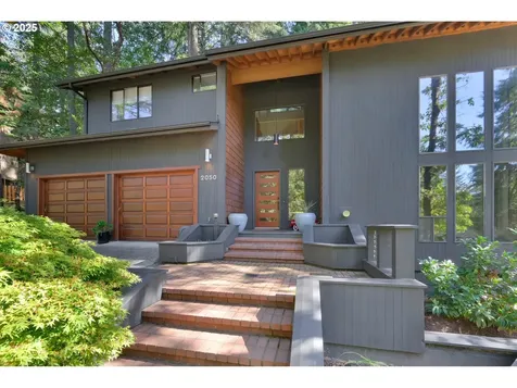 2050 Dogwood Drive Eugene OR 97405