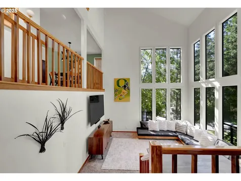 2050 Dogwood Drive Eugene OR 97405