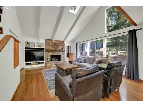 2050 Dogwood Drive Eugene OR 97405