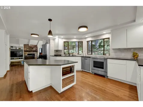 2050 Dogwood Drive Eugene OR 97405
