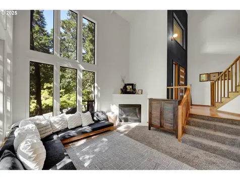 2050 Dogwood Drive Eugene OR 97405