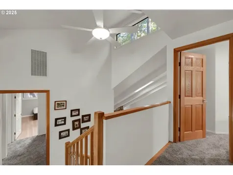 2050 Dogwood Drive Eugene OR 97405