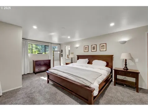 2050 Dogwood Drive Eugene OR 97405
