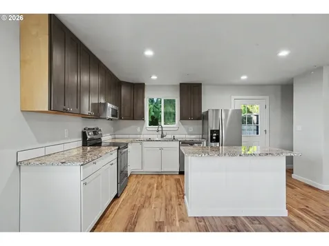 1671 Cooper Street Lebanon OR 97355