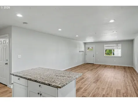 1671 Cooper Street Lebanon OR 97355