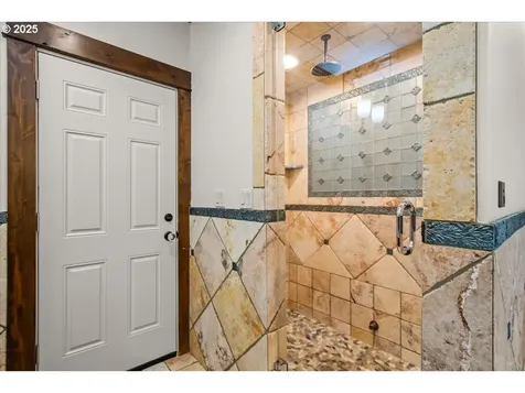1910 NE 122nd Street Vancouver WA 98686