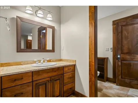 1910 NE 122nd Street Vancouver WA 98686