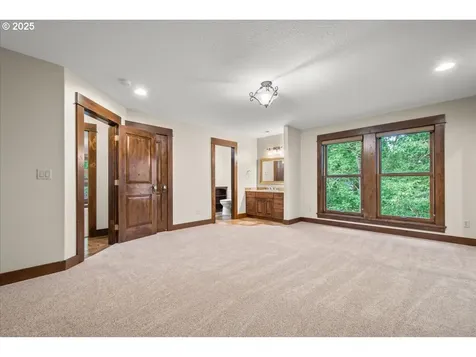1910 NE 122nd Street Vancouver WA 98686
