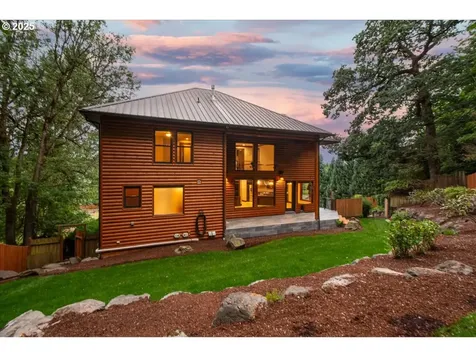 1910 NE 122nd Street Vancouver WA 98686