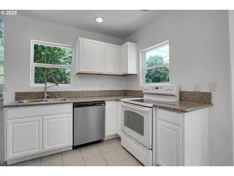 6511 NW Saint Helens Road Portland OR 97210