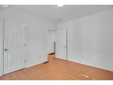6511 NW Saint Helens Road Portland OR 97210