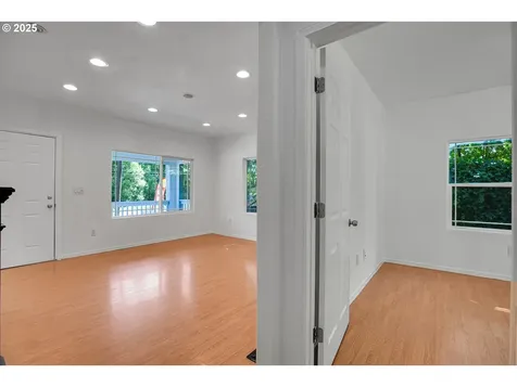 6511 NW Saint Helens Road Portland OR 97210