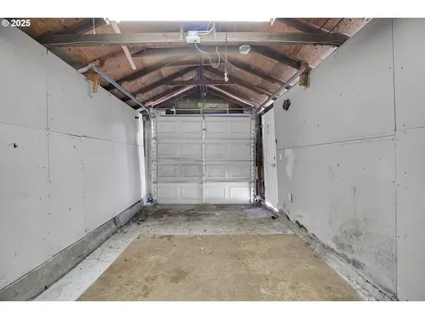 6511 NW Saint Helens Road Portland OR 97210