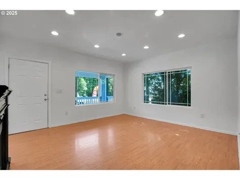 6511 NW Saint Helens Road Portland OR 97210