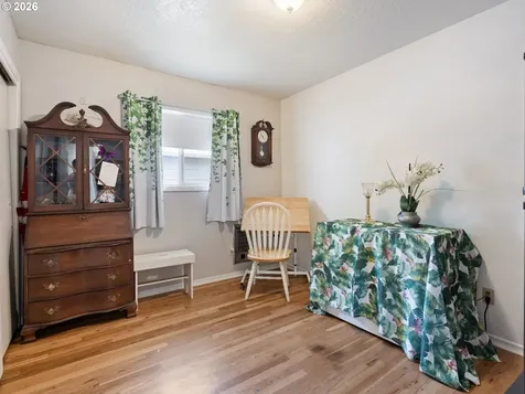 11726 SE Oak Street Portland OR 97216