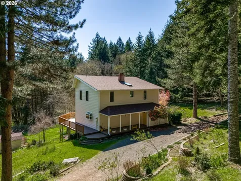19037 NW Meadow Lake Road Yamhill OR 97148