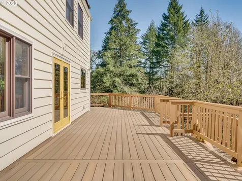 19037 NW Meadow Lake Road Yamhill OR 97148