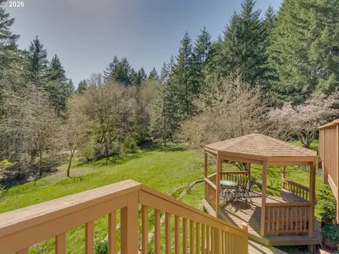 19037 NW Meadow Lake Road Yamhill OR 97148