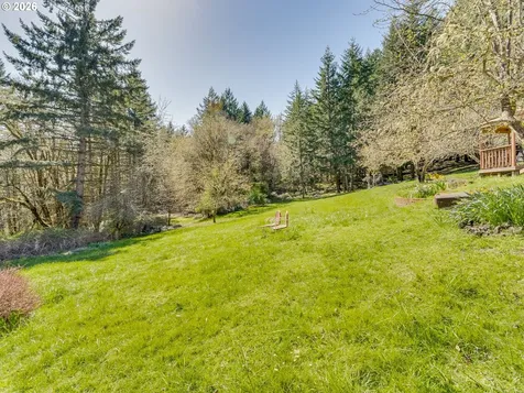 19037 NW Meadow Lake Road Yamhill OR 97148
