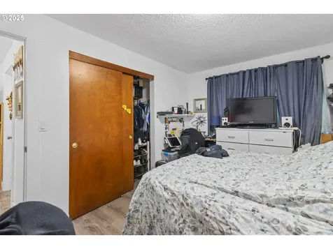15540 NE Couch Street Portland OR 97230