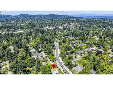 8807 SW Capitol Highway Portland OR 97219