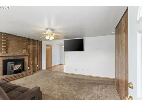 27032 SE Highway 224 Eagle Creek OR 97022